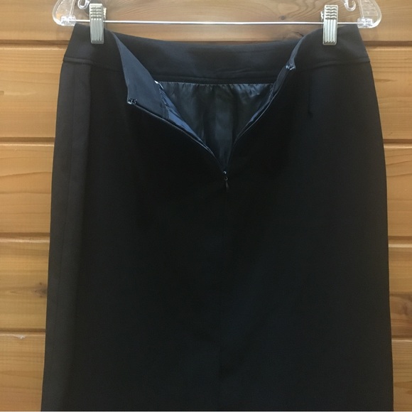 Woman’s Jessica Brand Skirt Suit -size 6 - Picture 10 of 13